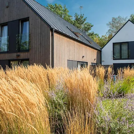 Skandynawskie 1 Sypialnia I Ogrodkiem Vakantiehuis *